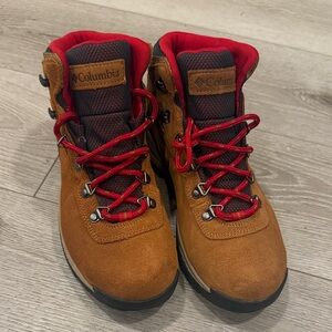 Columbia Brown and Red Lace Up Boots